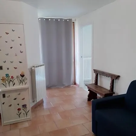 Holiday Apartaments Hébergement de vacances Desenzano del Garda